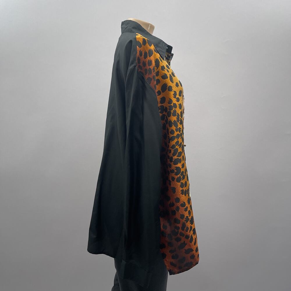 Diane Gilman Vtg Top Women L Tiger Print Silk Button Up Blouse Sequin Glam Artsy - Picture 7 of 9